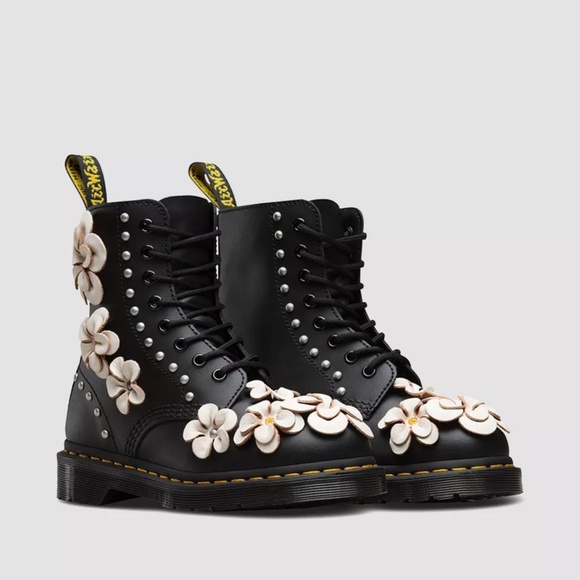 Dr. Martens Women's 1460 Pascal LIMITED EDITION 3D Flowers US 7 RARE & Unique!! - Picture 4 of 12